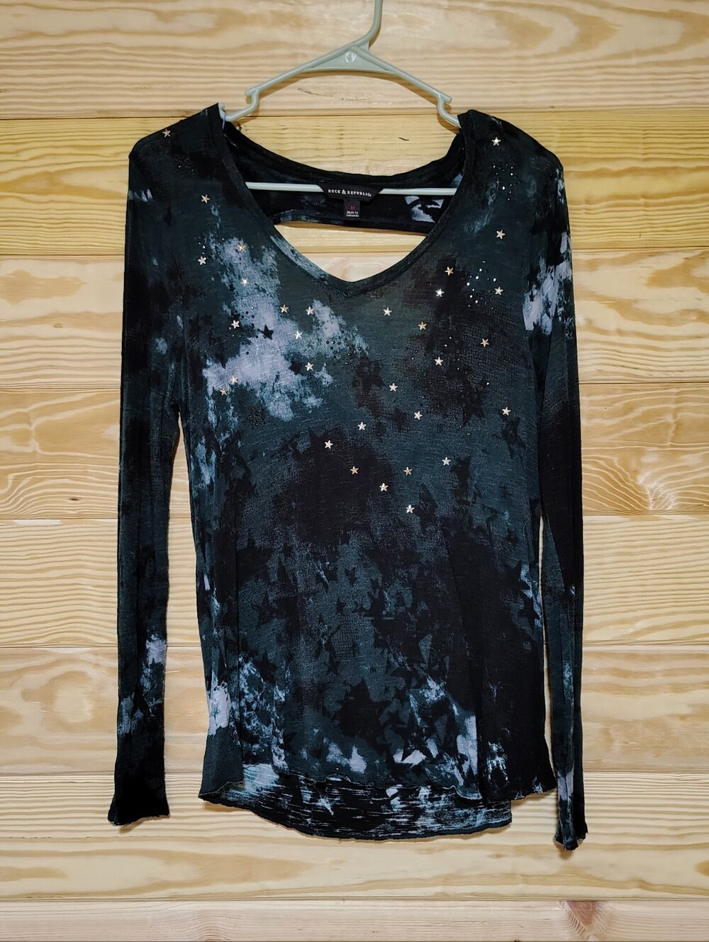 Rock & Republic Top M Black Teal Star Stud Long-Sleeve Back Cutout Stretch Indie